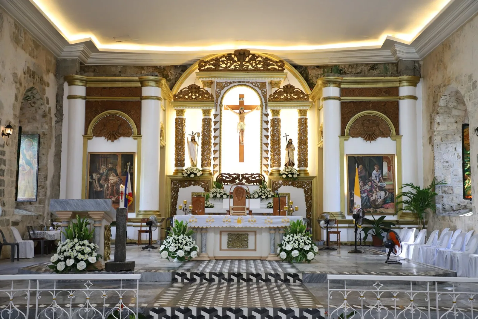 Bato Church, photo 2