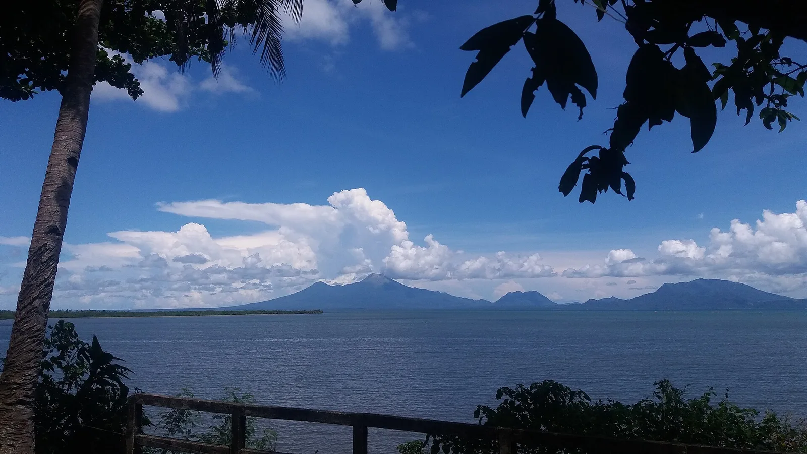 Mount Bulusan, photo 2