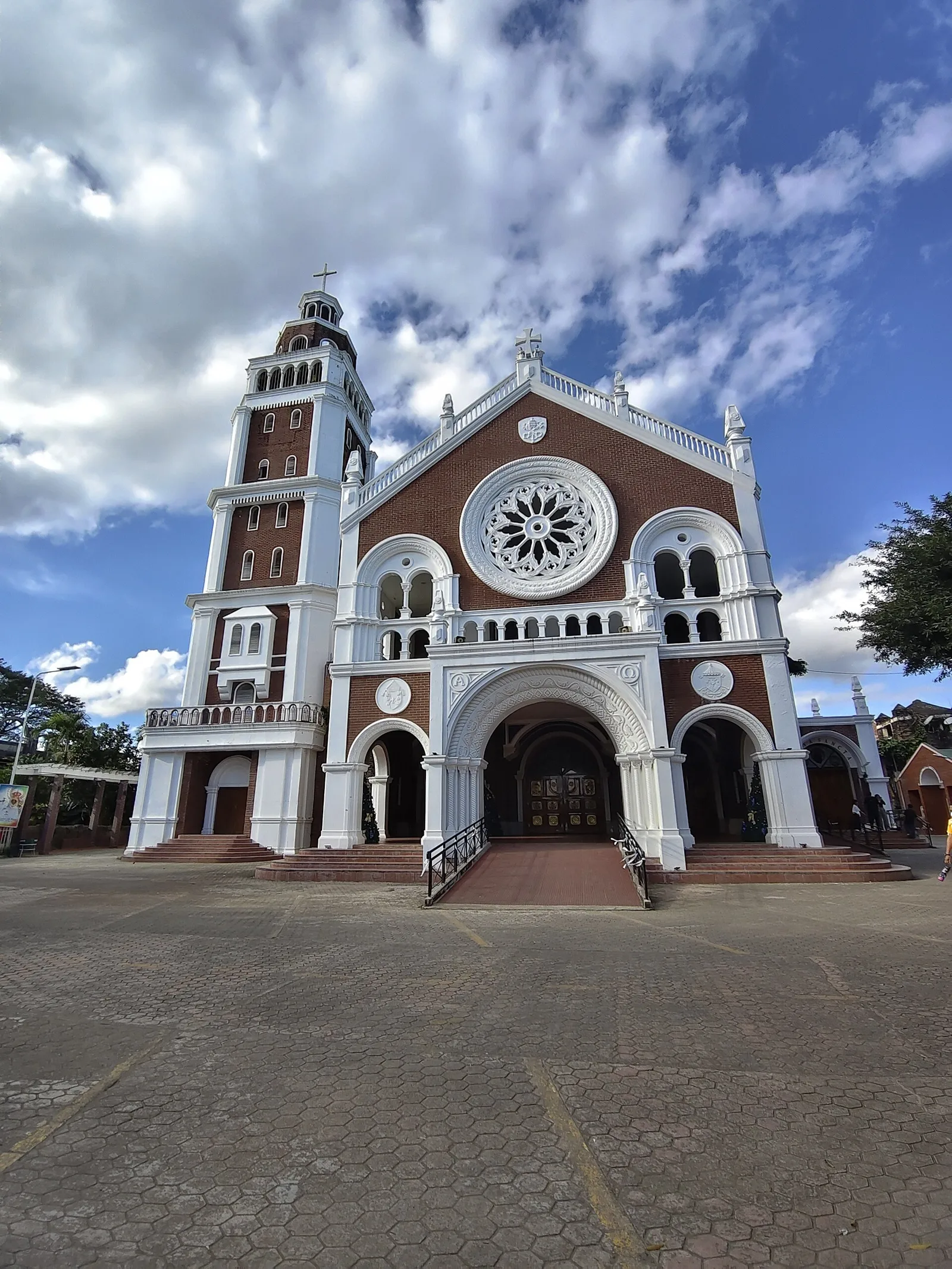 Basilica of Our Lady of Piat, photo 2