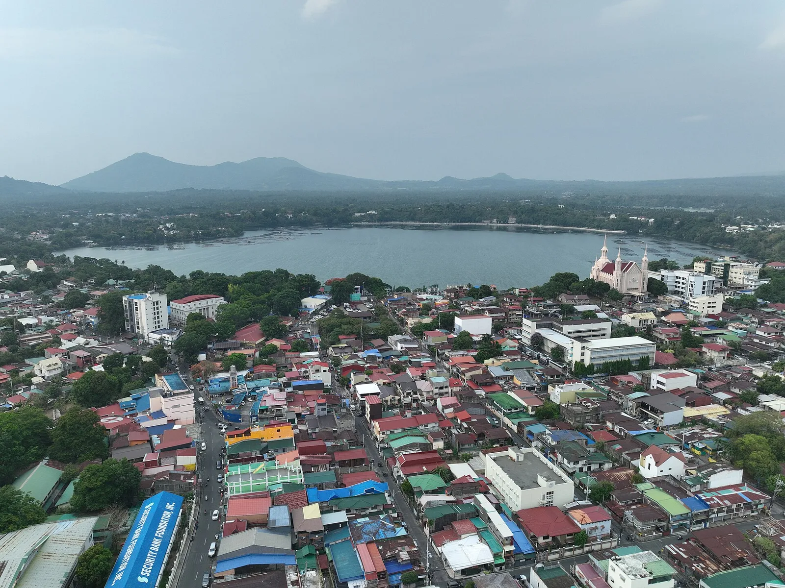 Lake Sampaloc, photo 2