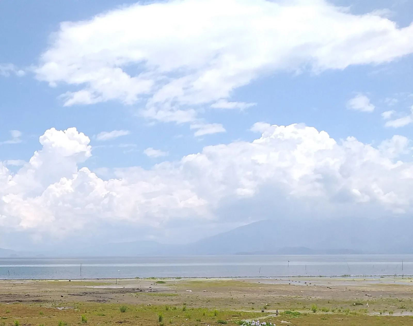 Lake Lanao, photo 2