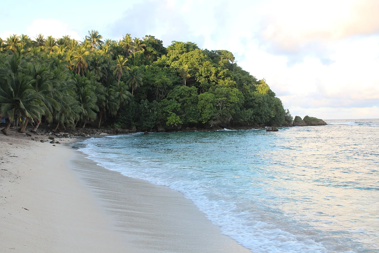 Magpupungko rock pools, photo 2