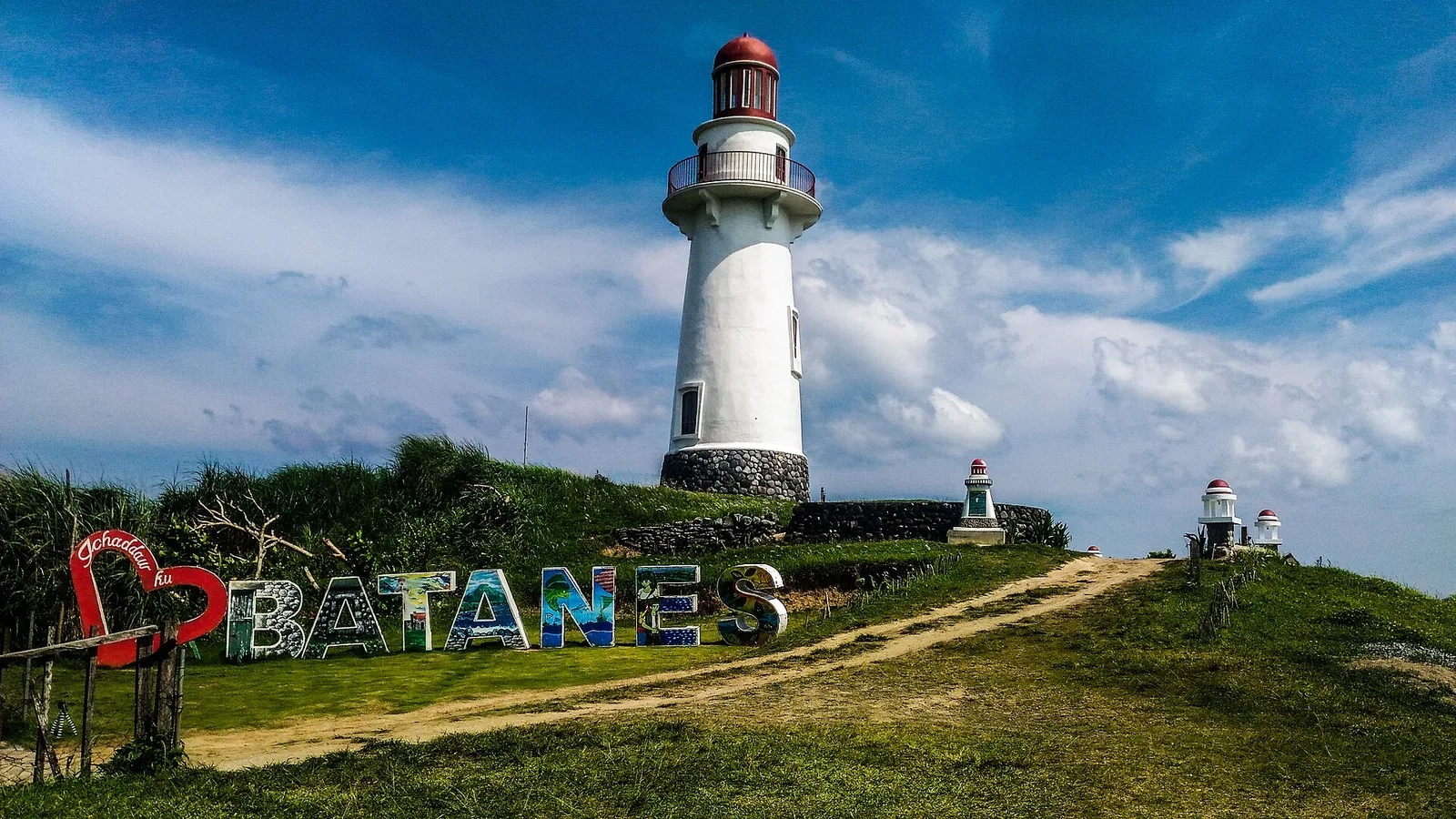 Basco Lighthouse, photo 2