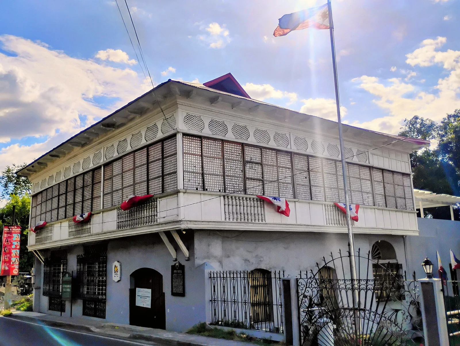 Villavicencio and Agoncillo houses, photo 2